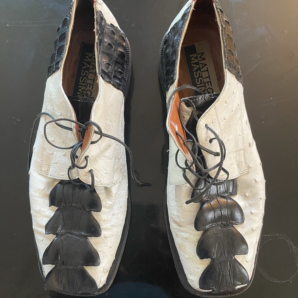 Shoe